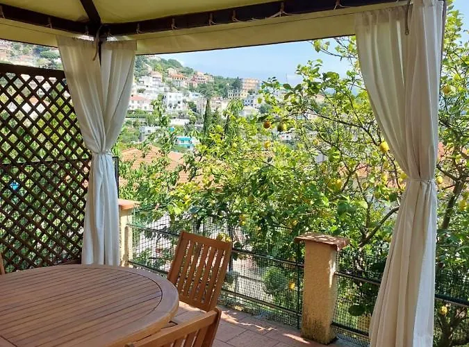 Profumo Di Limone Con Giardino * Albissola Marina