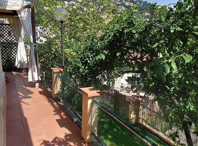Apartment Profumo Di Limone Con Giardino Albissola Marina