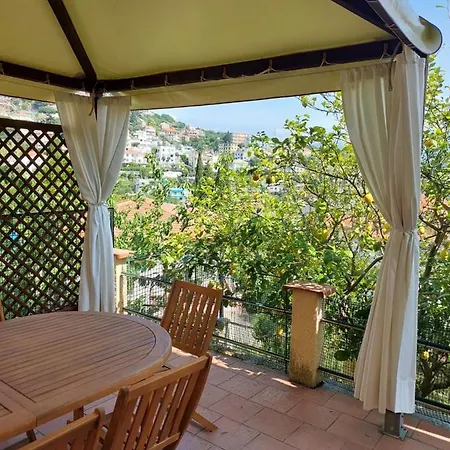 Profumo Di Limone Con Giardino * Albissola Marina