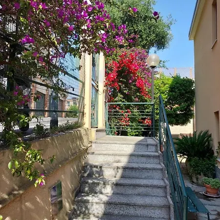 Appartamento Profumo Di Limone Con Giardino *